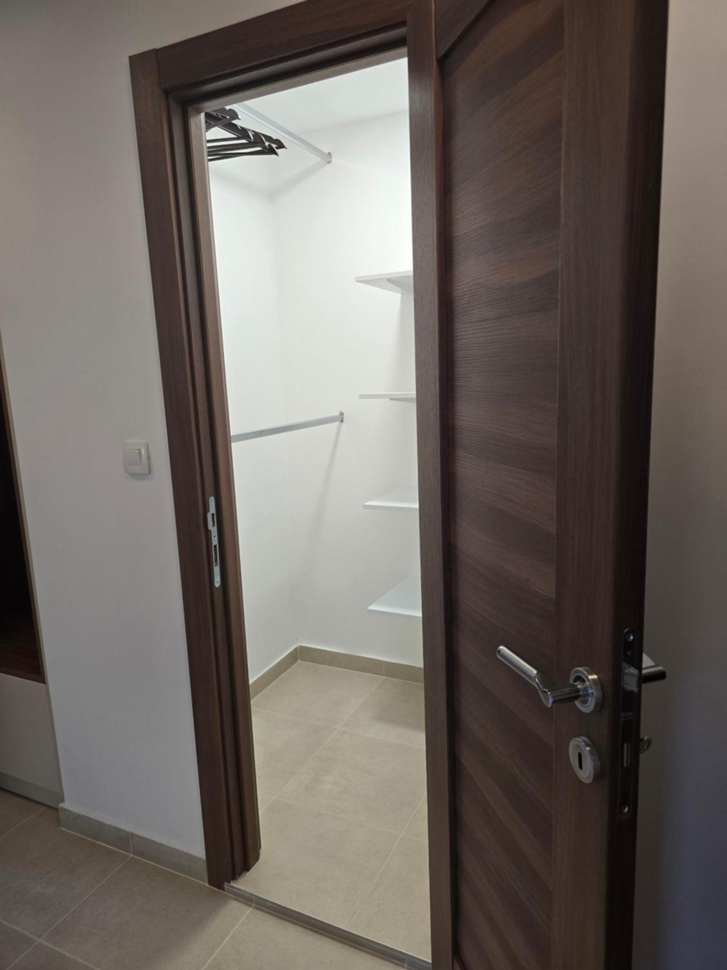 Апартаменти Apartman Cetinje *