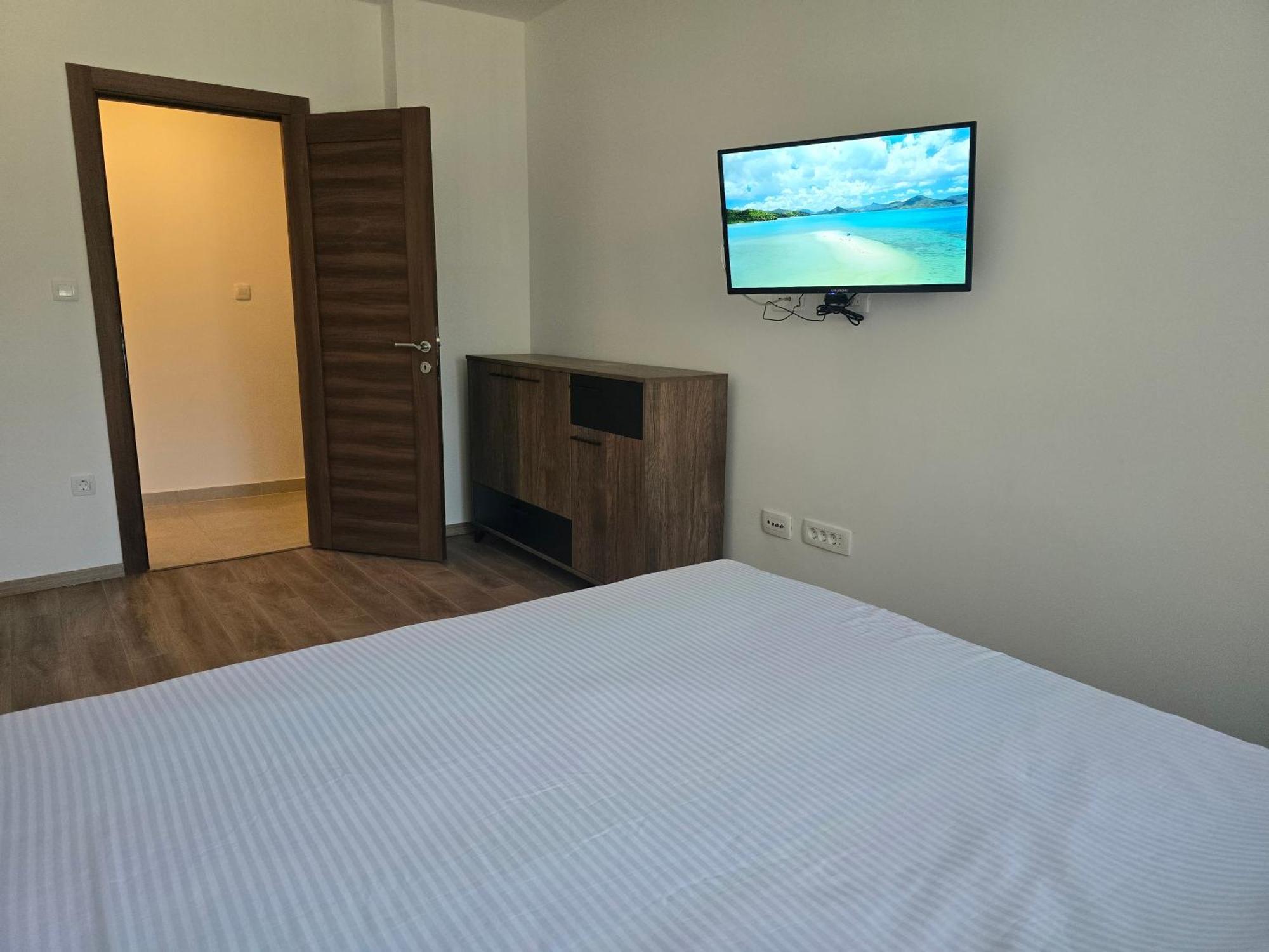 Апартаменти Apartman Cetinje *